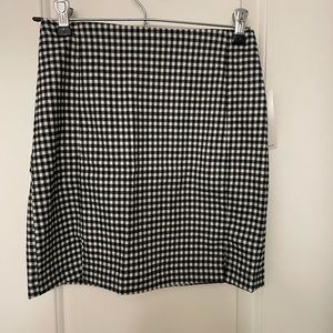 Plaid skirt, size 0 Brand new with tags.